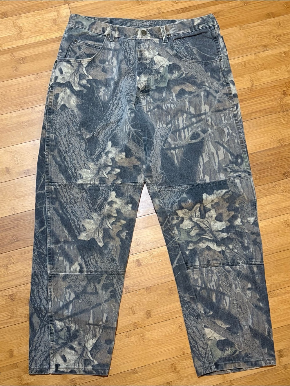 Vintage 90s Wrangler Realtree Camo Jeans Mens 36x30 Denim Hunting Work Pants